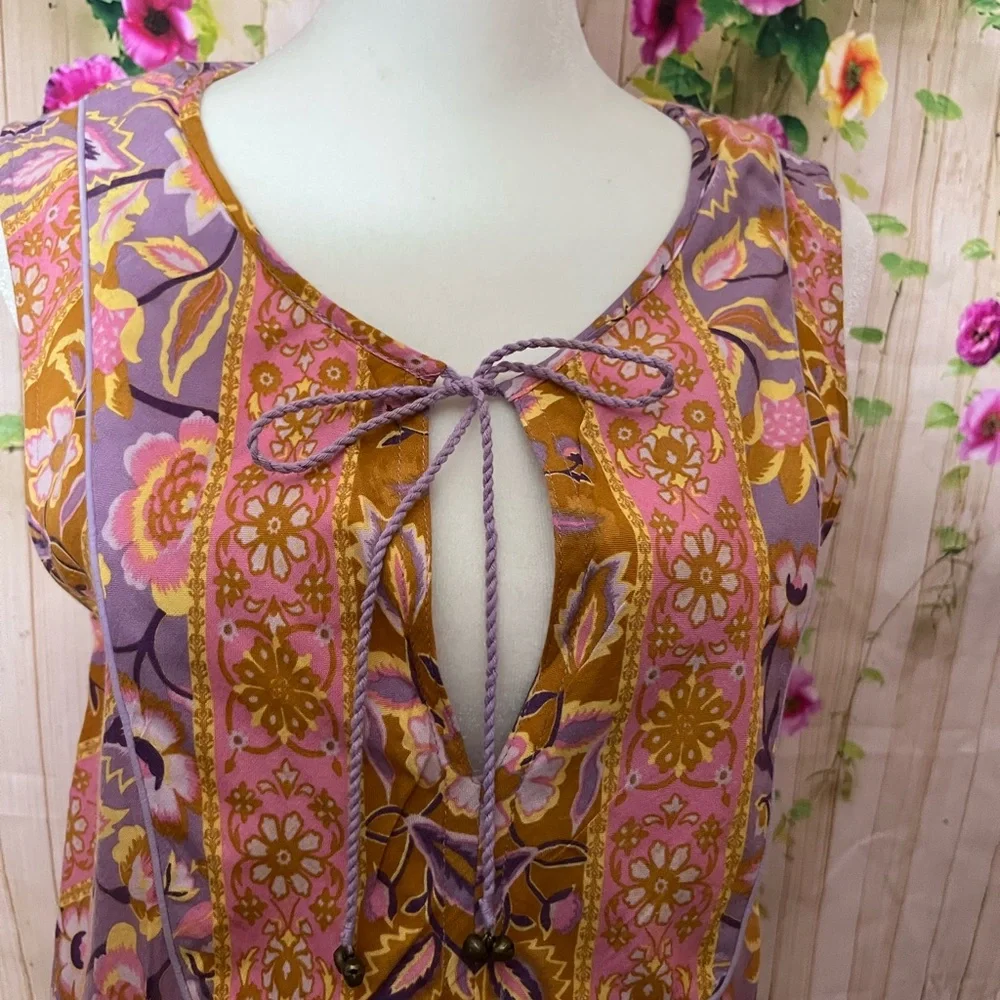 Spell Lolita Sleeveless Blouse - Picture 10 of 15